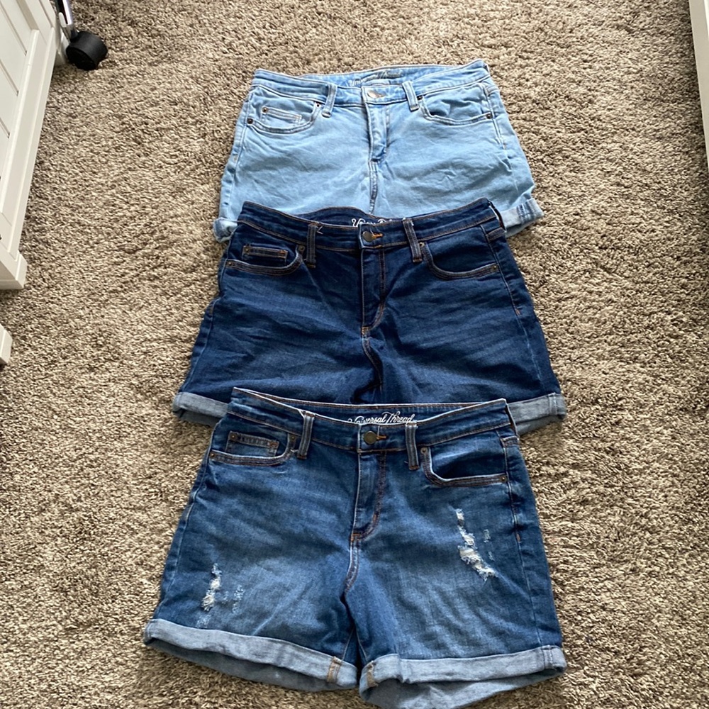 3 pairs of jean shorts
